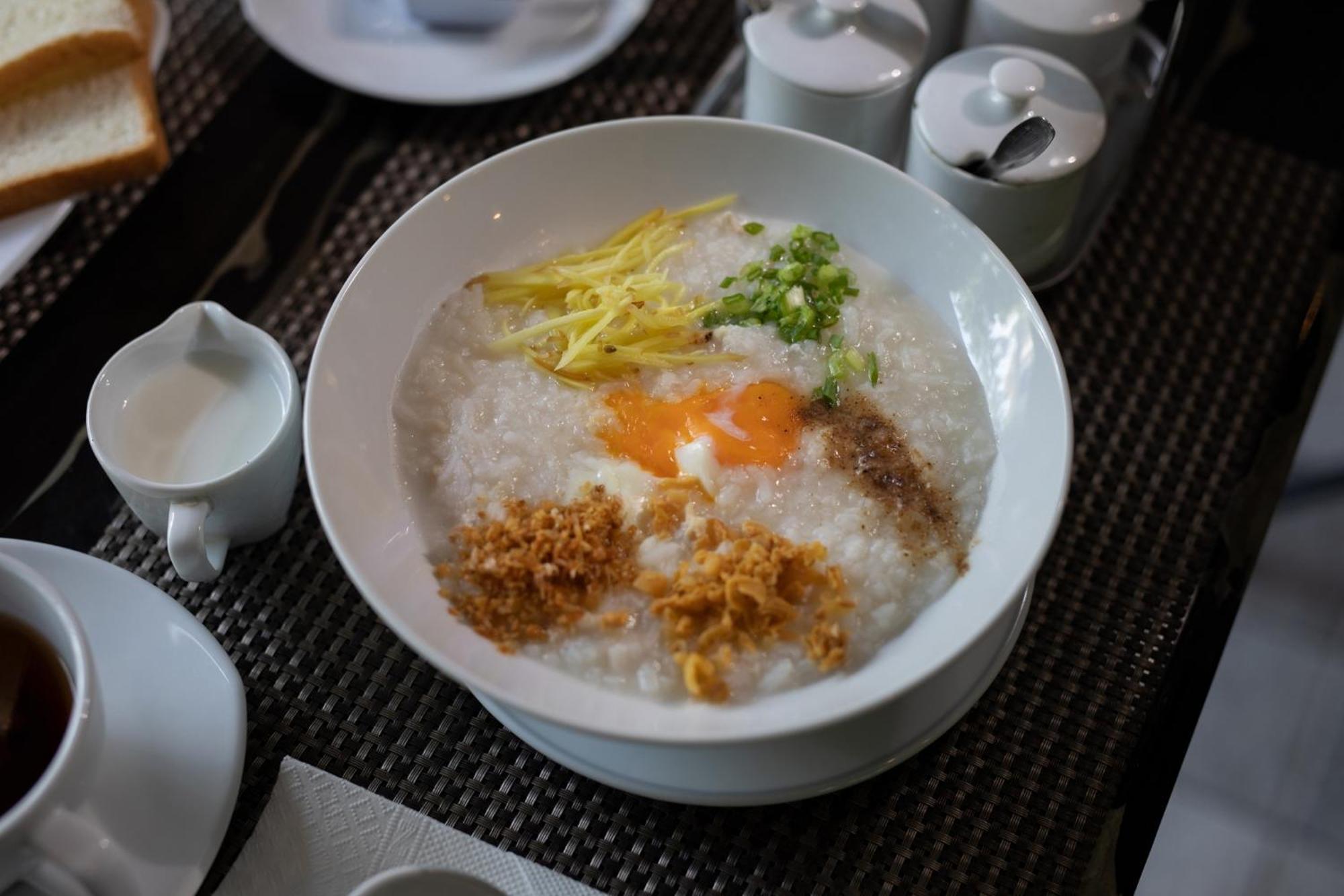 普吉贝尔机场酒店【SHA Extra Plus】 奈扬海滩 外观 照片